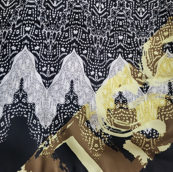 Missoni Abstract Print Name Silk Scarf Foulard, 35 Inch Square, NWT - Picture 9 of 10